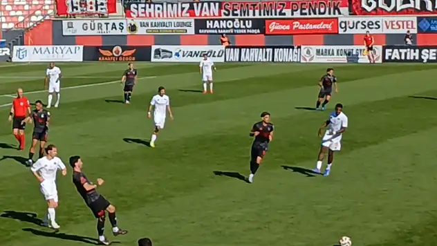 Vanspor, puanları 1-1 topluyor