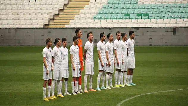 Vanspor, sahadan çekildi