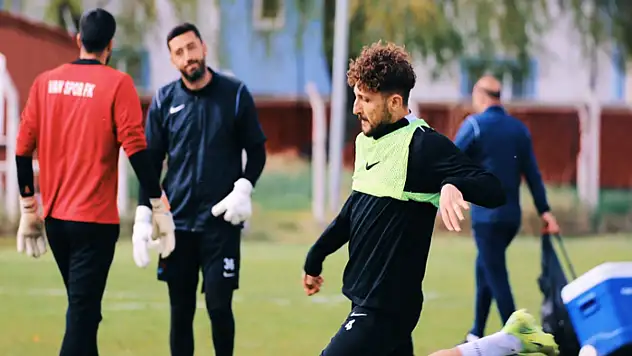 Vanspor, şampiyonluk umudunu play-off'a bıraktı