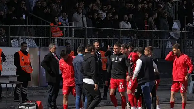 Vanspor, Yeni Mersin İdmanyurduspor'u rahat geçti