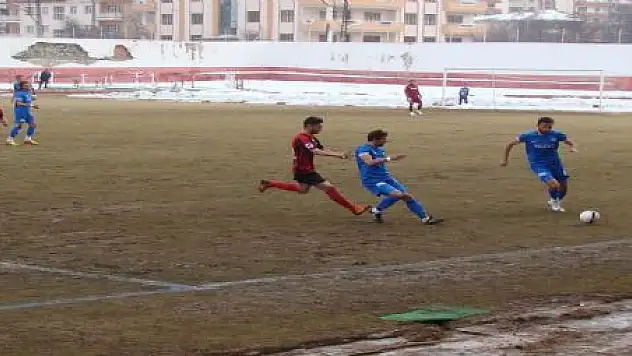 B.Vanspor play-off yolunda ağır yaralı