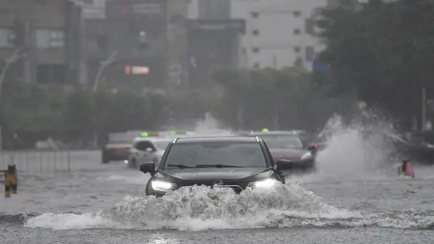 Wipha Tayfunu, Hong Kong'u ve Çin'i vurdu