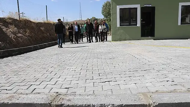 Yavuzlar ve Albayrak Mahallelerinde parke atağı