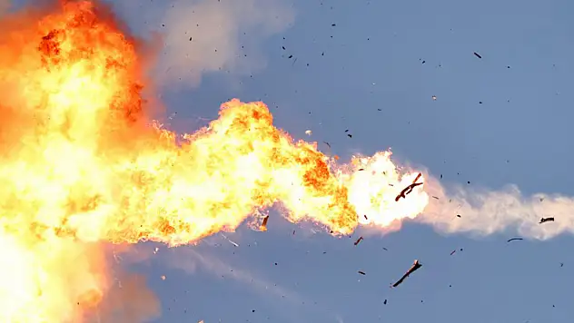 Yemen'deki İran destekli Husiler İsrail'e füze ve İHA saldırıları düzenlediklerini duyurdu
