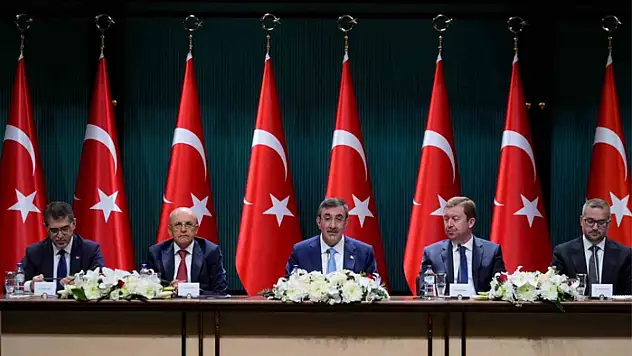 Yılmaz: Enflasyonu düşürdükçe büyüme potansiyelimiz yukarı taşınacak