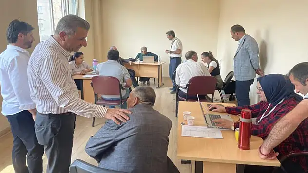 Yüksekova'da tarım sayımı sürüyor