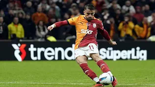 Yunus Akgün, menisküs ameliyatı oldu