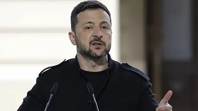 Zelenskiy: Ukrayna'ya askeri yardım sevkiyatı yeniden başladı