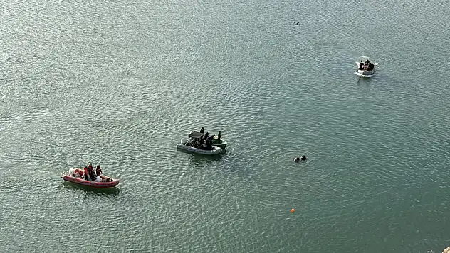 Zernek barajındaki kazada kayıp kişiyi arama çalışmaları sürüyor