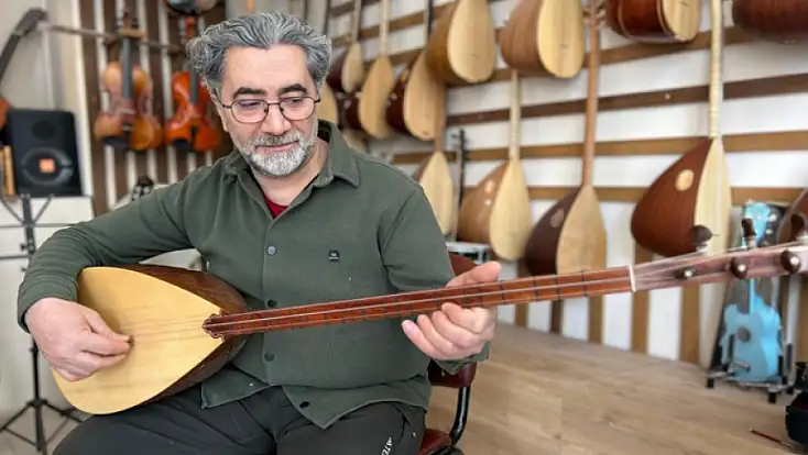 Bir ağaca ses veren usta: Van’dan dünyaya bağlama ihracatı