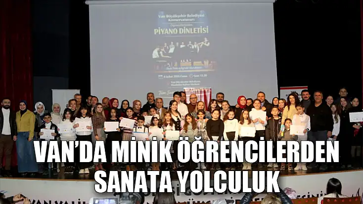 Van’da minik öğrencilerden sanata yolculuk