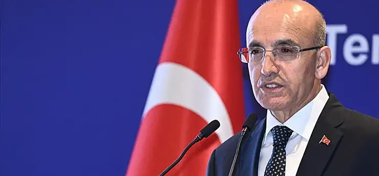 Bakan Şimşek: Dezenflasyonun sürmesini öngörüyoruz
