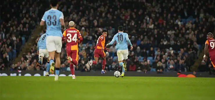 Galatasaray Şampiyonlar Ligi'nde play-off turuna kaldı