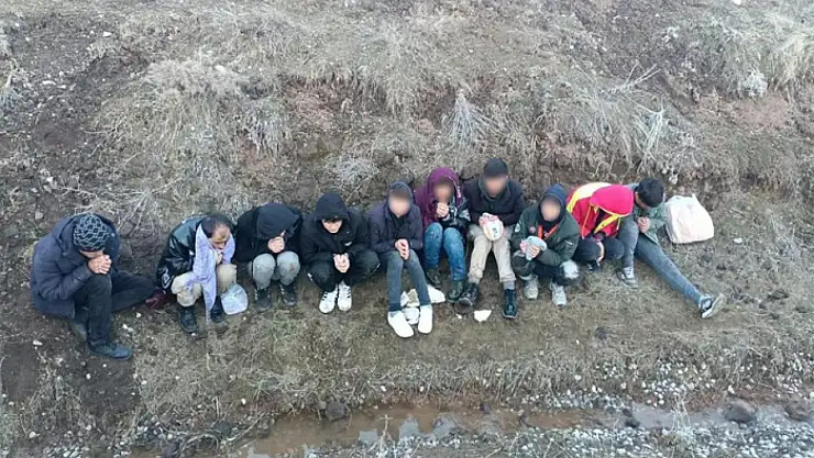 10 düzensiz göçmen yakalandı