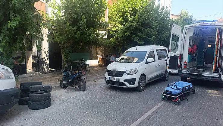 19 yaşındaki kızını boğarak öldürdü!