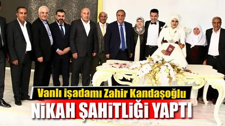 Kandaşoğlu nikah şahitliği yaptı