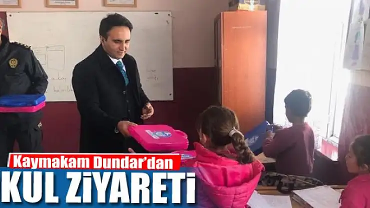 Kaymakam Dundar'dan okul ziyareti