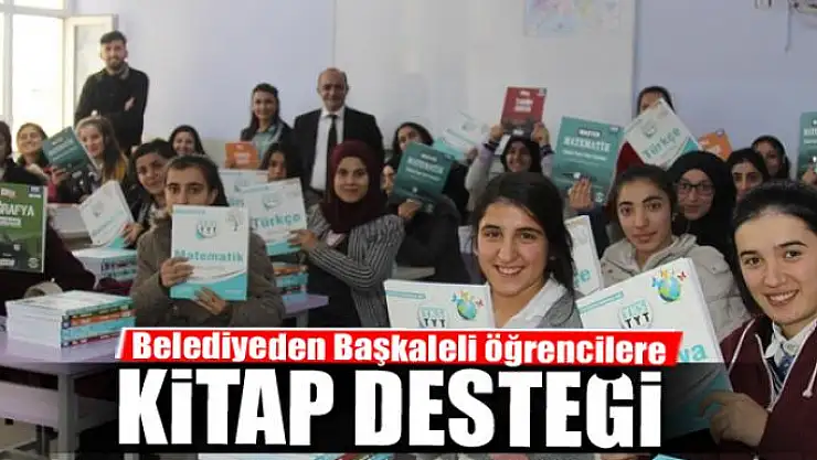 Belediyeden Başkaleli öğrencilere kitap desteği 
