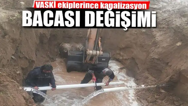 VASKİ ekiplerince kanalizasyon bacası değişimi 