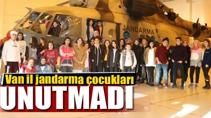Van il jandarma çocukları unutmadı
