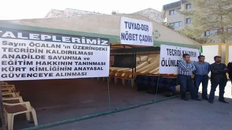 TÜYAD-DER 'NÖBET ÇADIRI' KURDU