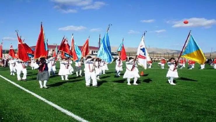 ÇALDIRAN'DA 29 EKİM COŞKUSU