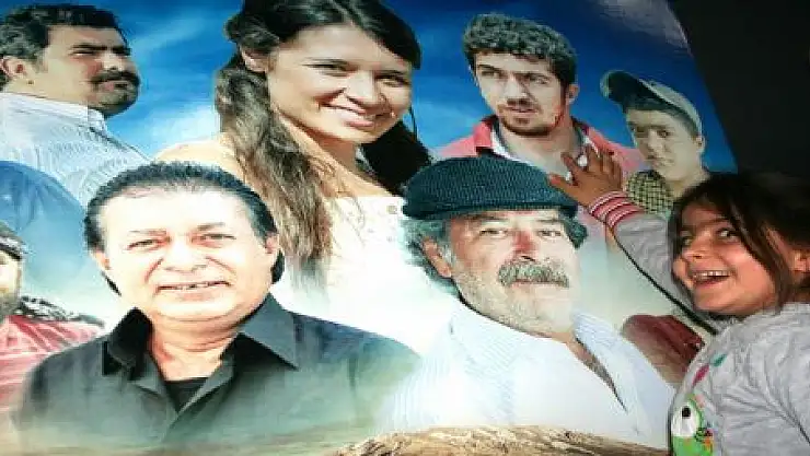 VAN GÖLÜ CANAVARI FİLMİ SİNEMALARDA