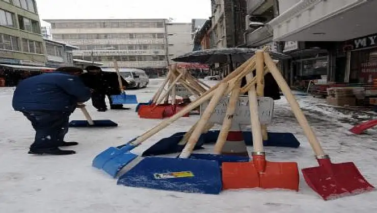 KAR KÜREKLERİNE YOĞUN TALEP