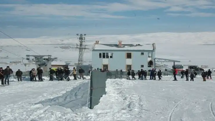 ABALI KAYAK MERKEZİNE YOĞUN İLGİ