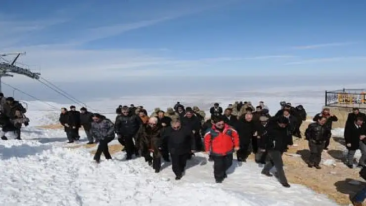 ABALI KAYAK MERKEZİ'NE AKIN
