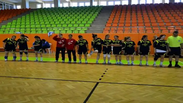 Sultanlar finale yükseldi