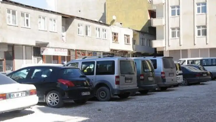 OTOPARK SORUNUNA GEÇİCİ ÇÖZÜM