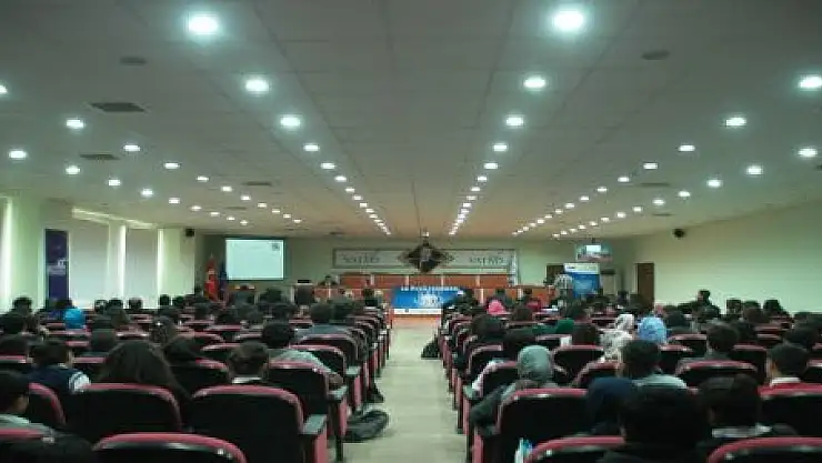 AB BİLGİ MERKEZİ'NDEN ÖYKÜ YARIŞMASI