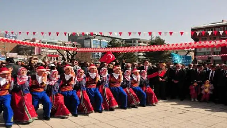 VAN'DA KURTULUŞ COŞKUSU
