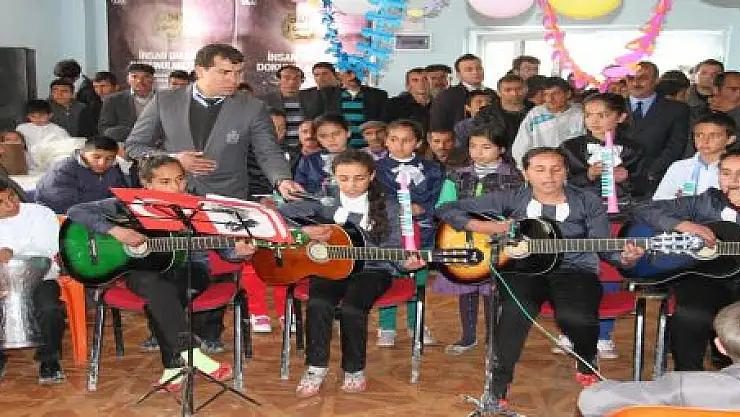 180 ÇOCUK SÜNNET ETTİRİLDİ