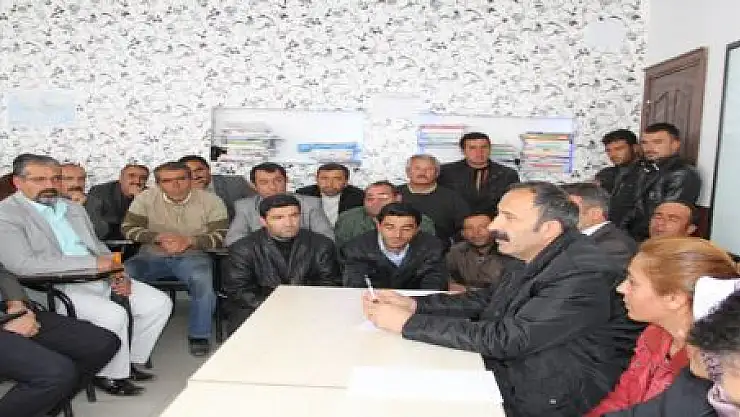 BAŞKALE'DE BİLGİLENDİRME TOPLANTISI