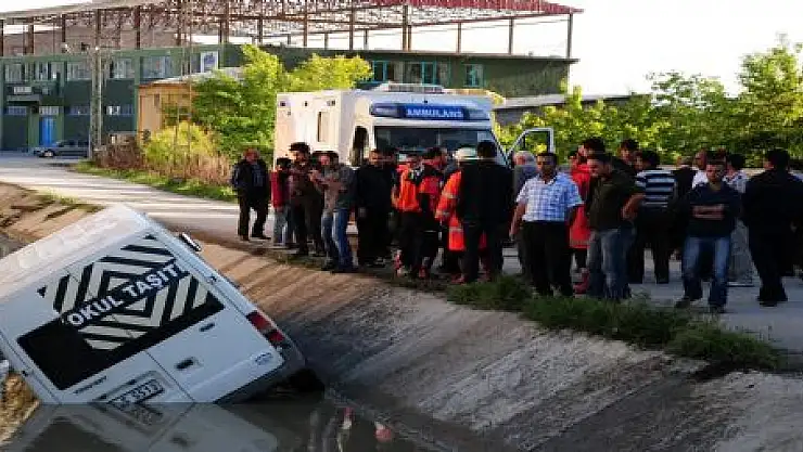 VAN'DA TRAFİK KAZASI: 7 YARALI
