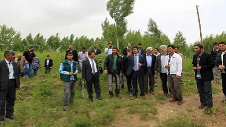 KAYA, ÇATAKDİBİ KÖYLÜLERİ İLE GÖRÜŞTÜ