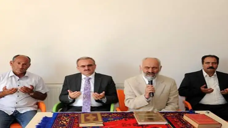 VALİ'DEN OĞUZYER AİLESİNE TAZİYE ZİYARETİ