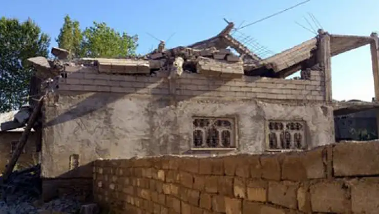 İNŞAAT ÇÖKTÜ, 1 YARALI