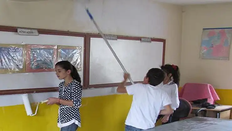 HAYDİ ÇOCUKLAR OKUL BOYAMAYA