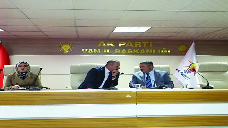 AKP ADAY ADAYLARI GÖRÜCÜYE ÇIKTI
