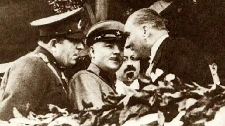 M. KEMAL ATATÜRK İÇİN NE DEDİLER?