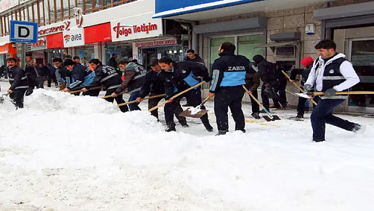 SABRİ ABİ 500 PERSONELLE İŞ BAŞINDAYIZ