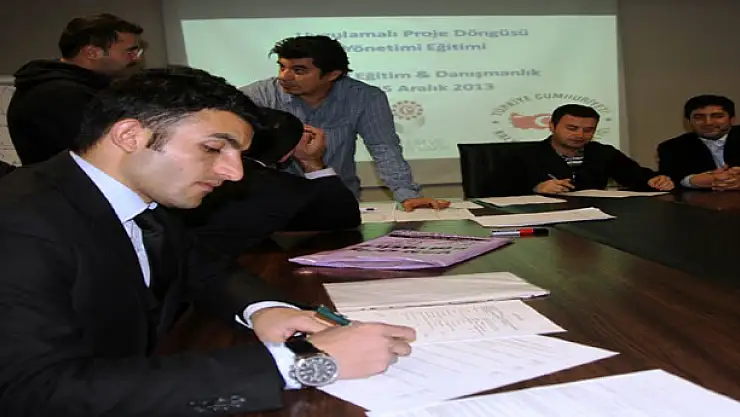 UYGULAMALI PROJE DÖNGÜSÜ YÖNETİMİ EĞİTİMİ