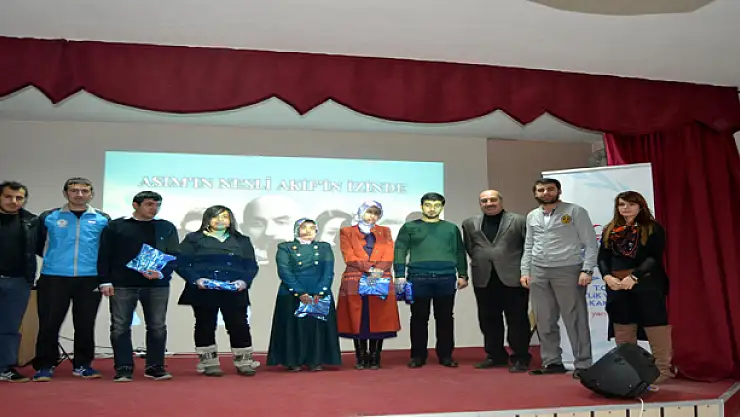 MEHMET AKİF'İ ANMA PROGRAMI DÜZENLENDİ