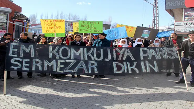 PARİS OLAYI BAŞKALE'DE PROTESTO EDİLDİ