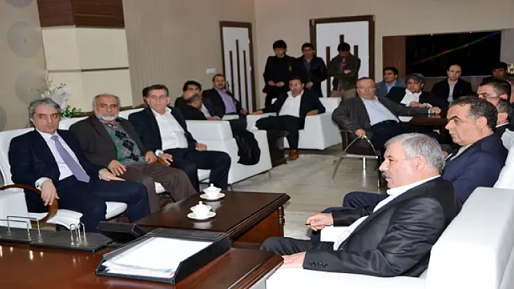İŞ ADAMLARINDAN VANA YATIRIM SÖZÜ