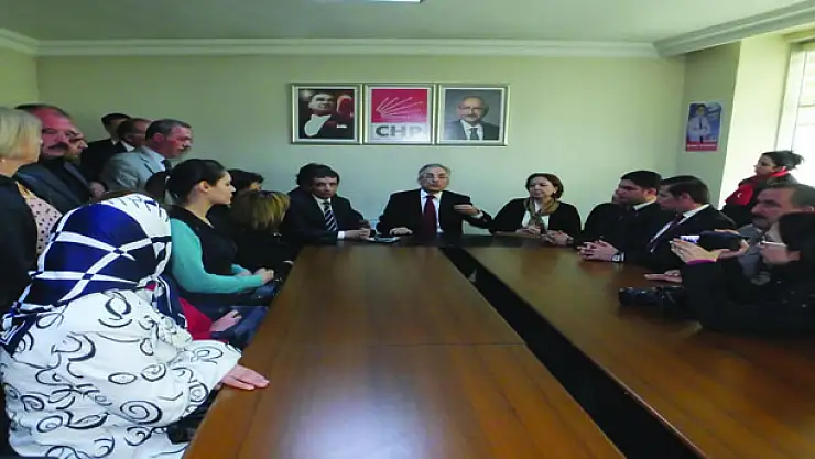 Karayalçın: CHPye çok büyük bir ilgi var