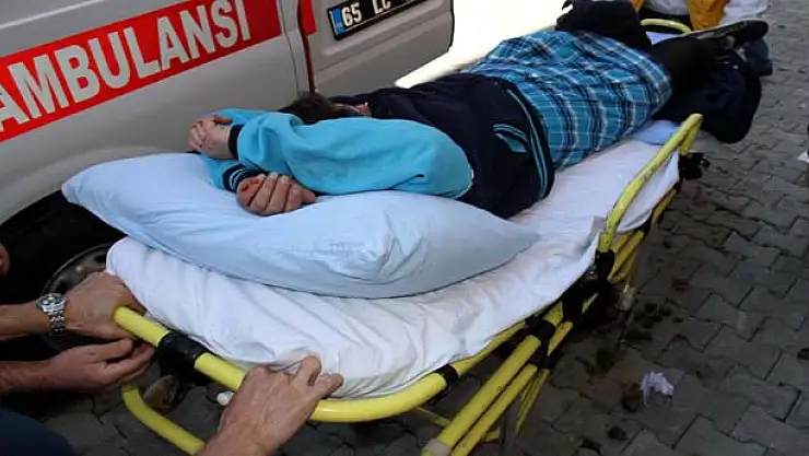 DÖRDÜNCÜ KATTAN DÜŞEN KIZ ÖĞRENCİ YARALANDI